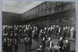 [Diego Barros Arana con grupo de personas]