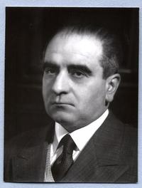 [Juan Gómez Millas]