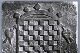 [Bajo relieve no identificado]