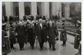 [Juan Luis Sanfuentes Andonaegui luego de la toma de mando, a su lado Manuel Rivas Vicuña]