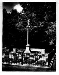 [Maúsoleo de la familia Von Humboldt, en el castillo Tegel]