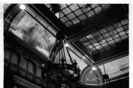 [Biblioteca Nacional. Sala de lectura de la Sala José Toribio Medina, vista del cielo, segundo piso]