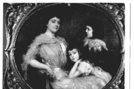 [Ana Luisa García Moreno de Larraín e hijos, retrato de una mujer y dos niños]