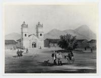 [Vista de una iglesia católica y una plaza, con transeúntes]