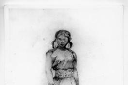 [Muchacha araucana, retrato de cuerpo entero]