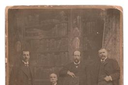 [Cuatro hombres de la Delegación de Chile al Congreso Panamericano de México]