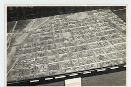 [Maqueta : vista panorámica de la ciudad de Santiago]