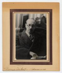 [Guillermo Feliú Cruz, retrato de medio cuerpo]