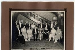 [Reunión social, algunos a participantes : Manuel Rivas Vicuña, Nuncio Apostólico, Manuel Blanco Figueroa, Jorge Matte, Pepe Valdés, Juana Ossa de Valdés y otros]