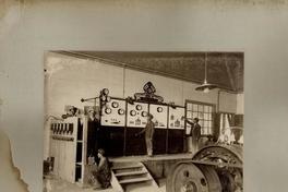 Trabajadores y maquinarias