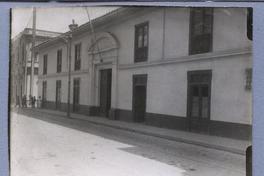 [Casa de Don Jorge Beauchef, ubicada en Calle Monjitas N° 75]