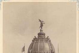 [Album de la Exposición Universal de París de 1889 : Cúpula del pabellón central del edificio que cobija la Exposición]