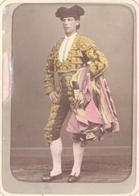 [Hombre no identificado]