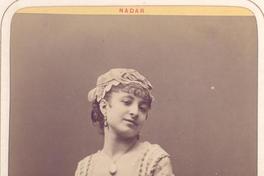 [Mujer no identificada]