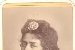 [Mujer no identificada]