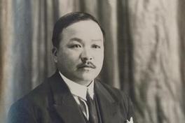 [Roberto Yañez, presidente de la colonia china]