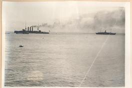 [El Ucayali entrando al puerto por primera vez, donde llegará la delegación peruana]