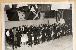 [Manifestación que ofrecieron los americanos a los marinos chilenos]