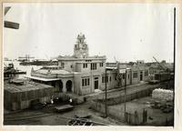 [Construcción del edificio del resguardo de aduana, Gobernación marítima]