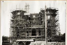 [Construcción del Hotel Pacífico (uno de los frentes), Arica]