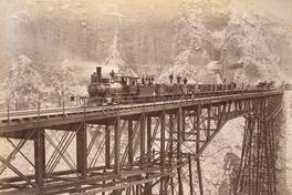 [Viaducto con ferrocarril : Puente Verrugas]