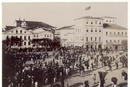 [Entrada de 16° Batallón en la Plaza de Conselho, Salvador de Bahía, 23 de julio de 1902]