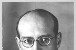 [Guillermo Feliú Cruz, retrato frontral de rostro]