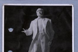 [Maqueta de la estatua de pie en primera plana de Don Arturo Alessandri Palma]