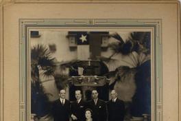 Fotografía tomada durante la visita a la Unión Panamericana de S.E. el Señor Dr. Emilio Bello Codesido, miembro del Tribunal Arbitral entre Guatemala y Honduras, y la Señora de Bello Codesido acompañados del Señor Don Oscar Blanco Viel, Primer Secretario de la Embajada de Chile en Washington, el viernes, 11 de diciembre de 1931