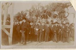 [Grupo de personas no identificadas]