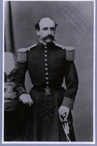 [Juan de Dios Arlegui, retrato de medio cuerpo con uniforme]