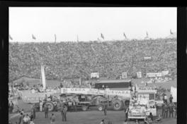 Estadio Nacional con Fidel Castro