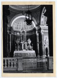 [Capilla del Santisimo Sacramento, al interior de la Catedral de Santiago]