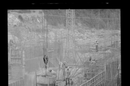 [Río Polcura; vista de las obras de construcción de la bocatoma Polcura]