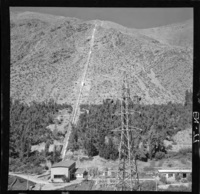 [Patio de alta tensión junto a la casa de máquinas]