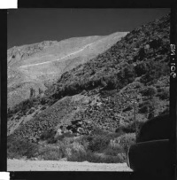 Paisaje de la zona, se aprecia el desarrollo de la cañería y su desnivel de 1153 m.