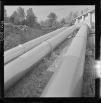 [Detalle de las tres tuberías de acero construidas por CAP : 3,60 m. de diámetro y 80 m. de longitud]