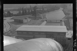 [fotografía] 3,60 m. de diámetro y 80 m. de longitud]