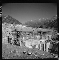 [Obras de construcción de la casa de máquinas de la Central]