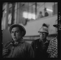 [Trabajadores de la fundición de acero]