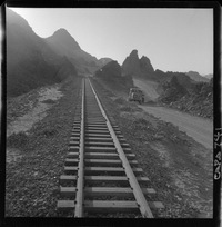 [Línea férrea del mineral de hierro "El Algarrobo"]