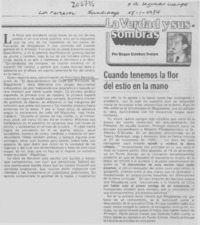 Cuando tenemos la flor del estío en la mano