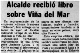 Alcalde recibió libro sobre Viña del Mar.