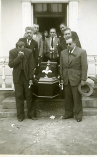 [Funeral de Emelina Molina]  [fotografía]