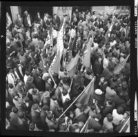 Funeral de Luciano Cruz, Mir