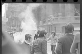 [Manifestación en plena Alameda] : Violencia de Direita[Derecha]