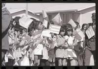 [Niños y niñas estudiantes formados ordenados para ver al Presidente Allende] : Nave Sierra Maestra en Talcahuano