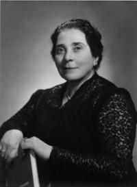 [Juanita Aguirre Luco, "Misia Juanita"]