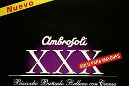 XXX solo mara mayores bizcocho bañado relleno con crema sabor naranja y un toque de licor.