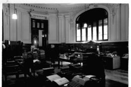 [Biblioteca Nacional. Sala de trabajo de la Sección Chilena]